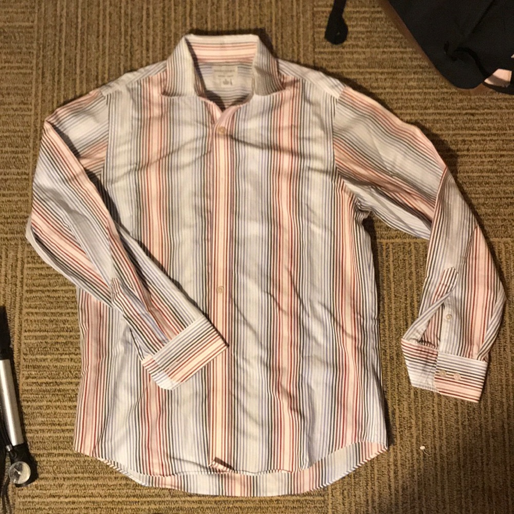 Men’s Banana Republic button-down shirt.